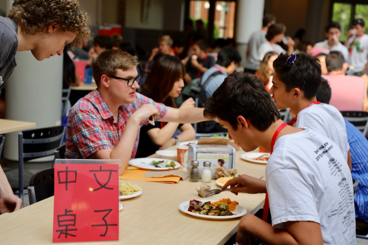 MILangAcademy's tweet photo. Eating with friends at assigned language dining tables. Summer 2019. https://t.co/dBVexlUrnU