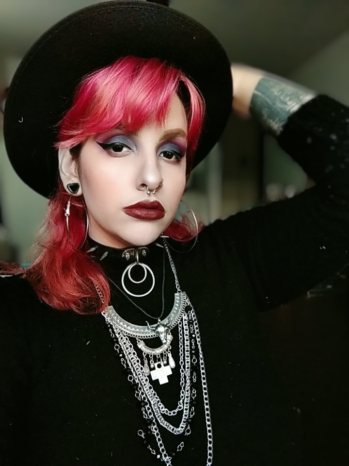 karmacodewitch's tweet image. #Switchchallenge 

Feeling pretty af.