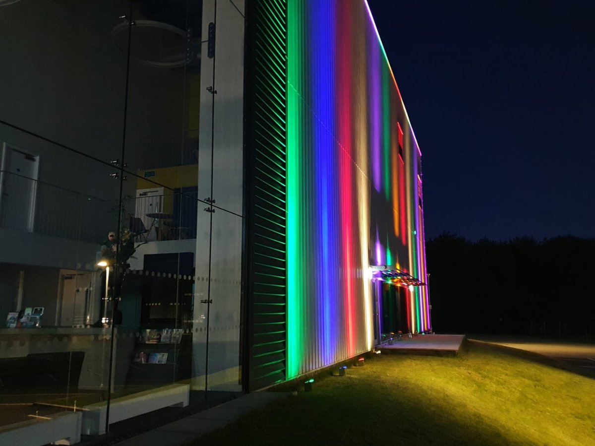 From everyone here at <a href="/TheEdgeWigan/">TheEdge</a>, a huge thanks to all #NHSheroes &amp; #KeyWorkerHeroes for all you are doing for our country.
Thanks <a href="/LeisuretecUK/">Leisuretec (UK) Ltd</a> for the lights.
