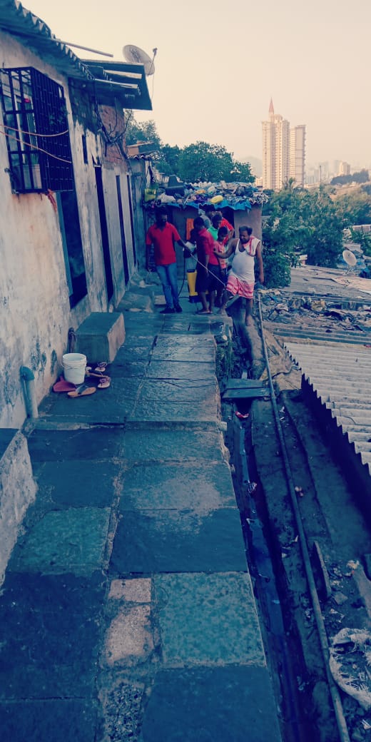 BjpSandeeptripa's tweet photo. #Ward123
हमारे कार्यकर्ता ऊपर पहाड़ी इलाकों में भी पहुंच रहे है । पार्कसाइट के सभी जगहों पर सेनेटाइजिंग शुरू है । धन्यवाद, सांसद श्री @manoj_kotak जी, विधायक श्री @ramkadam जी @bjp4mumbai @MPLodha @v_shrivsatish @ShelarAshish @OfficeOfBJP123 https://t.co/J2Be4NplS2