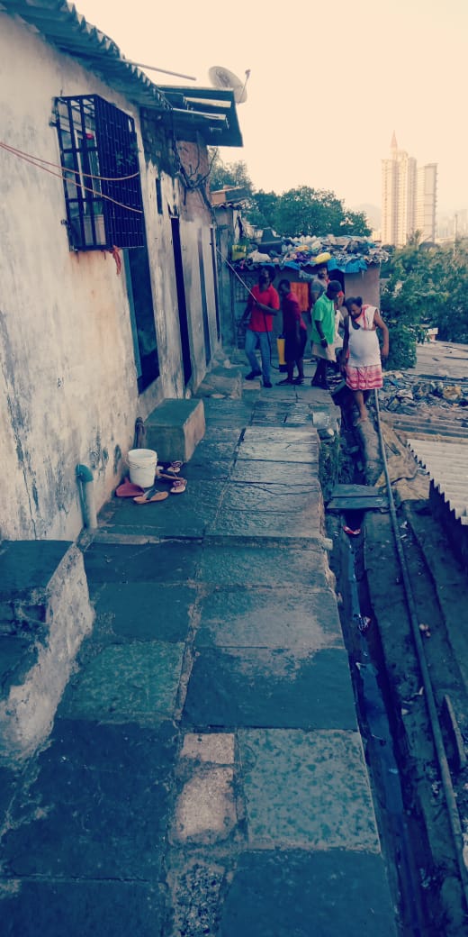 BjpSandeeptripa's tweet photo. #Ward123
हमारे कार्यकर्ता ऊपर पहाड़ी इलाकों में भी पहुंच रहे है । पार्कसाइट के सभी जगहों पर सेनेटाइजिंग शुरू है । धन्यवाद, सांसद श्री @manoj_kotak जी, विधायक श्री @ramkadam जी @bjp4mumbai @MPLodha @v_shrivsatish @ShelarAshish @OfficeOfBJP123 https://t.co/J2Be4NplS2