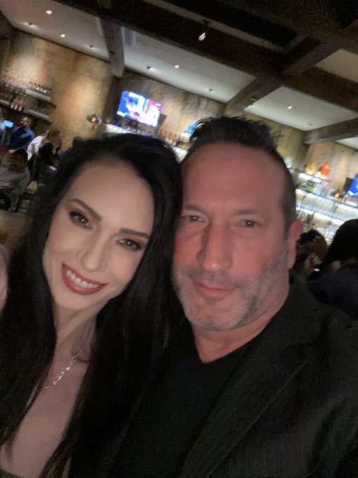 Michael My Love, Happy Birthday! You&rsquo;re the greatest man, husband, father, friend, confidant, listener<a href="/tag/themenights"class="tags"><span>#themenights</span></a>