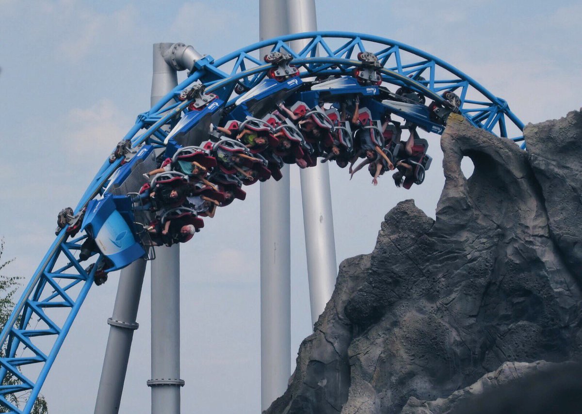 JJParques's tweet image. Y este domingo preparaos... ¡Porque se avecina una gran sorpresa sobre @europa_park! Tik tak tik tak ⏳😱🥳