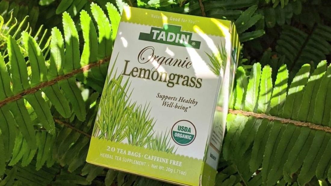 TadinCorp's tweet photo. Our new Organic Lemongrass is fragrant and refreshing 🌿 Have you tried it?
#thursdaymorning #ThursdayThoughts #ThursdayMotivation #Tea #Tadin https://t.co/M8MUcsQKPV
