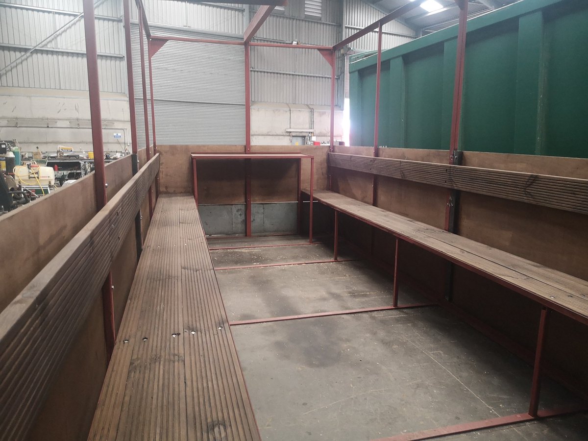 HandyTraps's tweet photo. Shoot trailer or personnel trailer i did for a local estate. They wanted a bespoke trailer made to their own specifications and to suit an existing trailer. The idea being is that it can be lifted on and off as required. https://t.co/mktLKFO2Ki