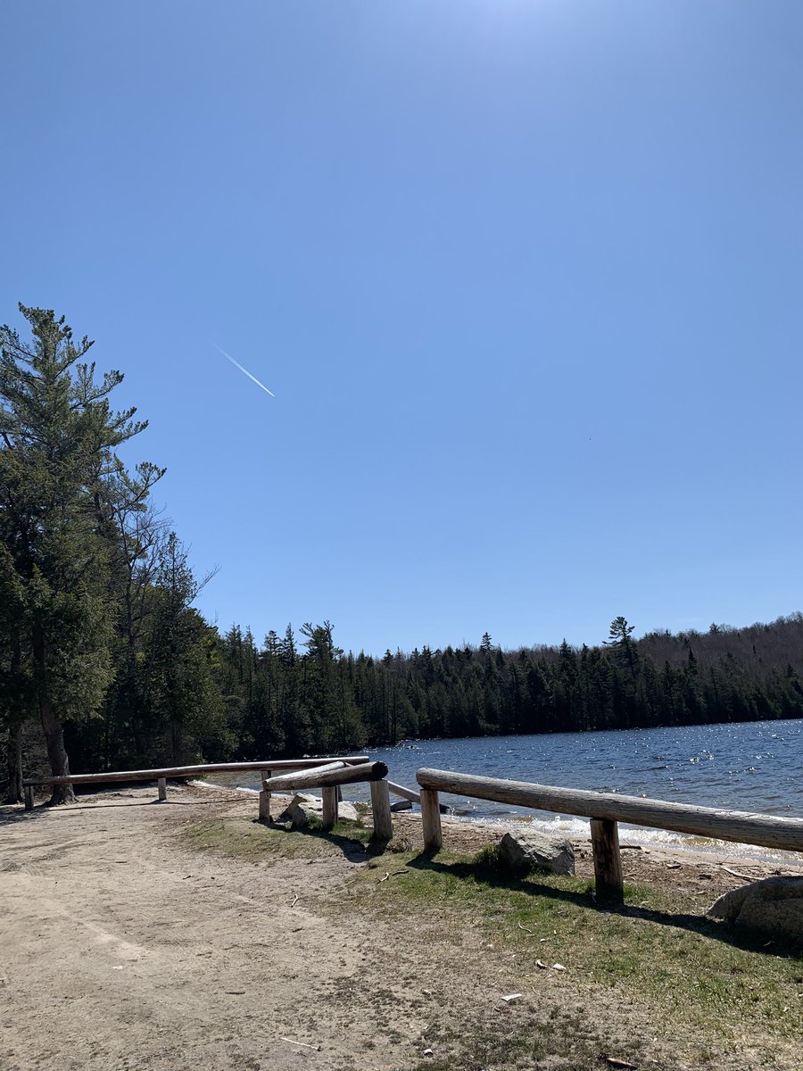 rlaorenza's tweet photo. This Summer Bummer warmly welcomes you to @newhampshire, @GeoffLRamsey. #StarkNH #SoberRoosterLeague #lakeafternoon @StayWorkPlay #maskUP #Solidarity #NHresponds https://t.co/lOj98NNm2P