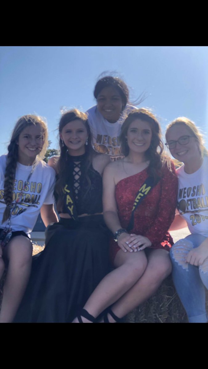 NHS Softball 🥎 tweet media