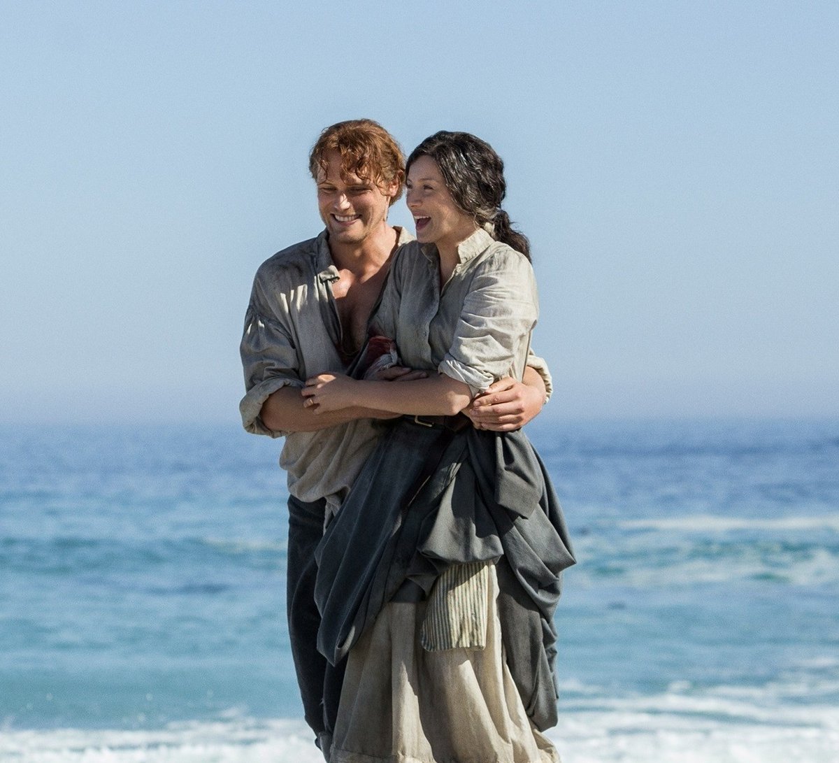 TinyTunney's tweet photo. "We have a similar approach to life and a similar approach to acting and it just works. Sometimes you just get lucky. Sometimes the stars align."

—Caitriona Balfe https://t.co/Qtz0vSJq6e