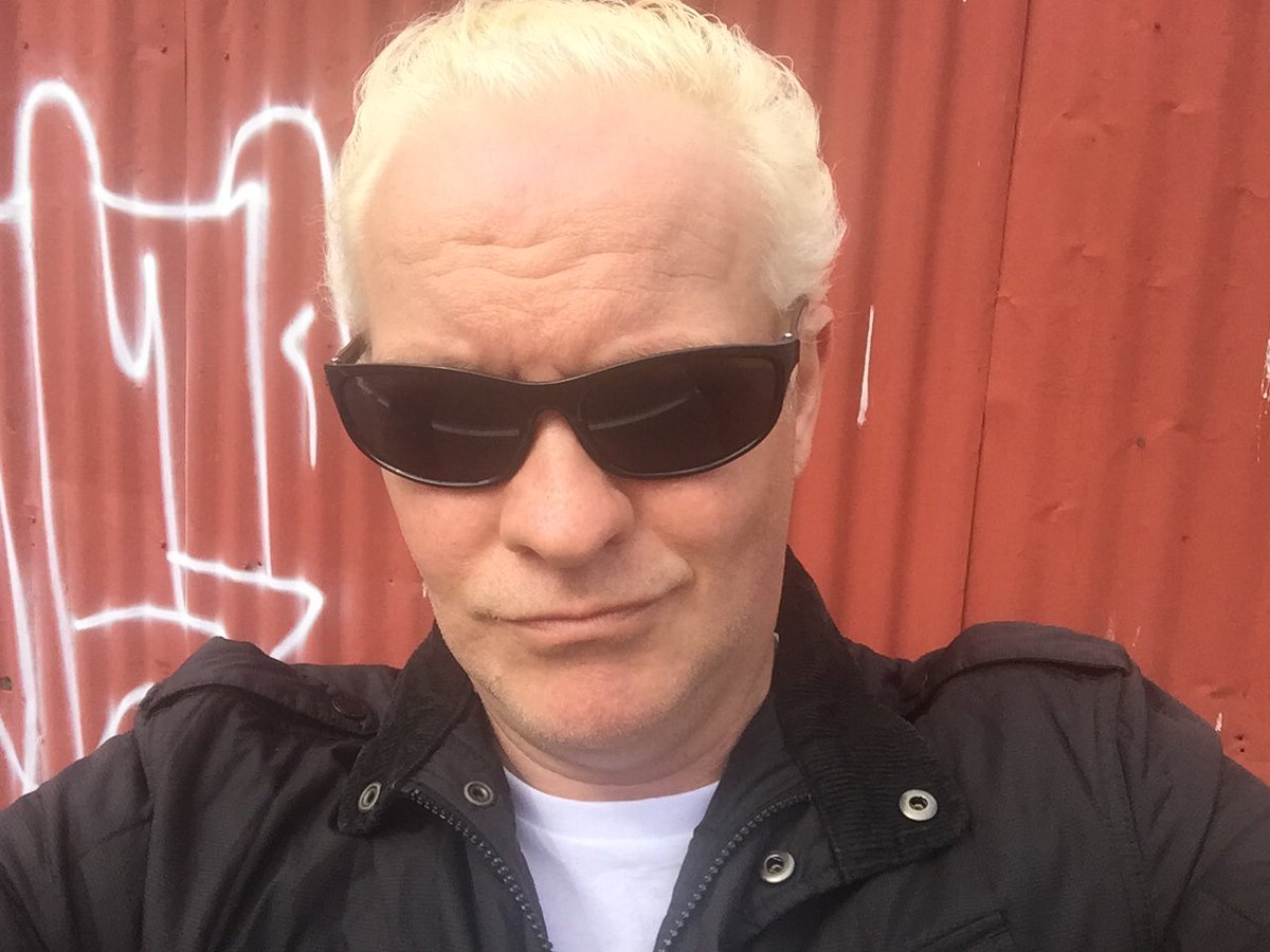 sick boy sunglasses trainspotting