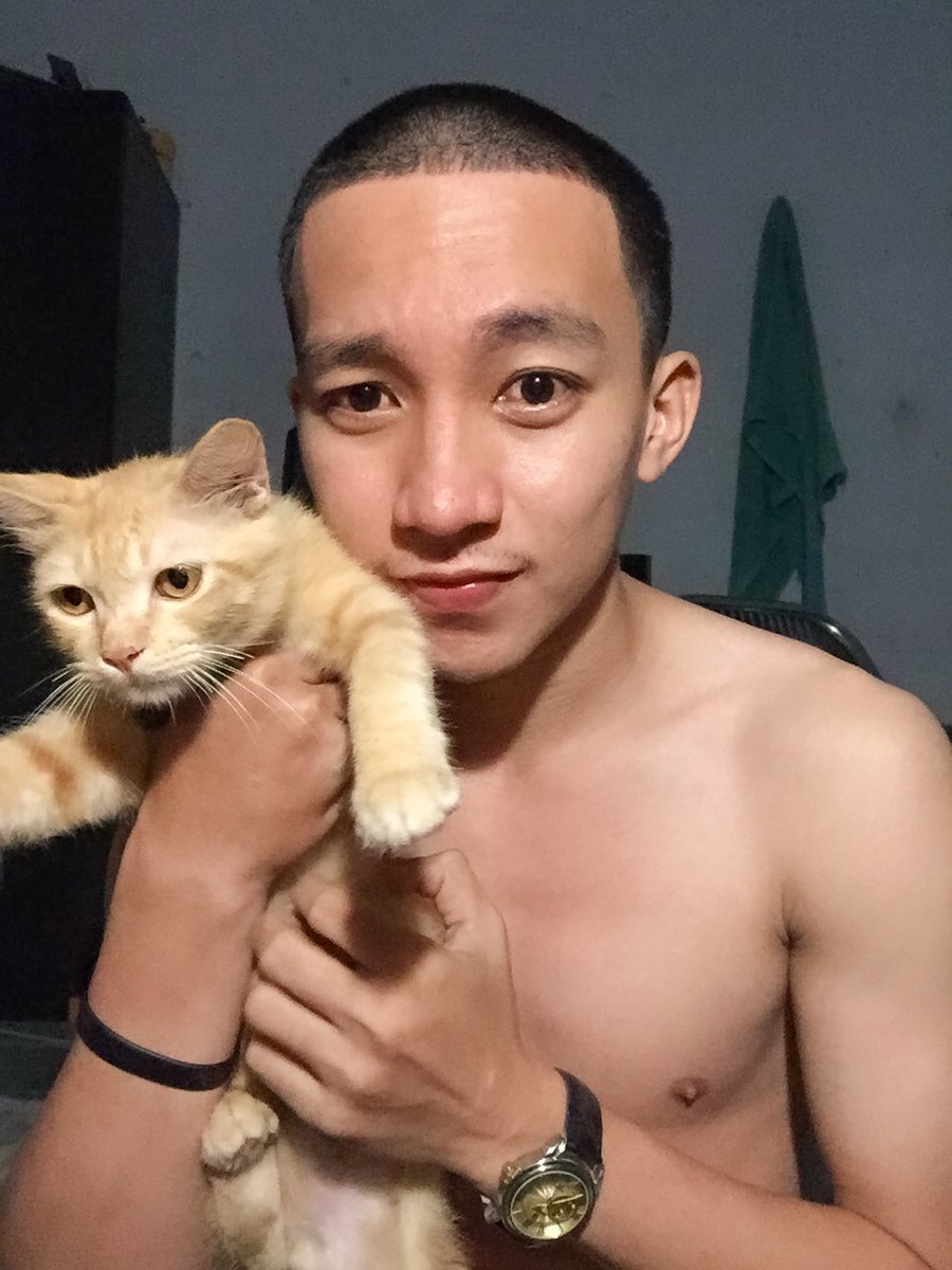 22Hakau's tweet photo. เบื่อๆ มาเล่นกับผมได้น่ะ ^^ https://t.co/tNWJ4MpLr5