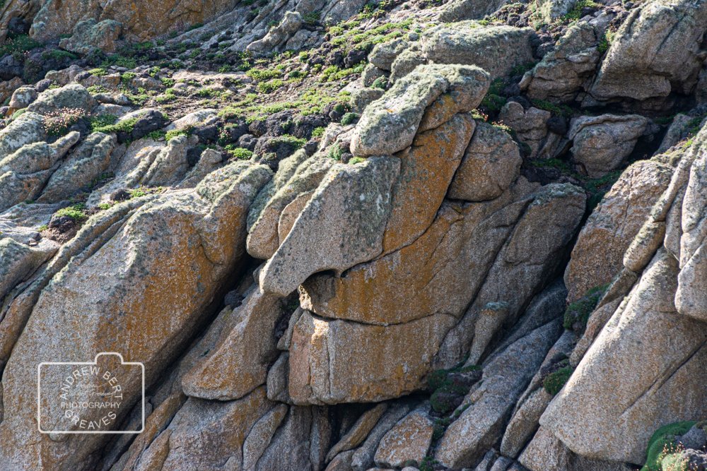 ABGreavesphoto's tweet photo. Rock face.
#facethursday #thursdayface #rock #rockface #stoneyfaced #stoneface #pareidolia #iseefaces #islesofscilly #facesinplaces #facesinthings #nikon #whatdoyoumeanyoudontseeit https://t.co/Mn4i0QUXLd