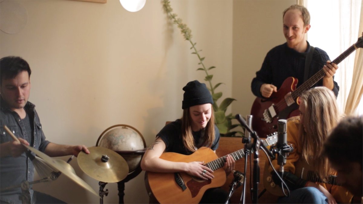 #PREMIERE: You can't plan for songs to sync with world events but when they do, the results can be remarkable, as on Upstate's (<a href="/upstatelovesyou/">Upstate</a>) jazzy folk tune, "Everything Changes".

popm.at/Upstate