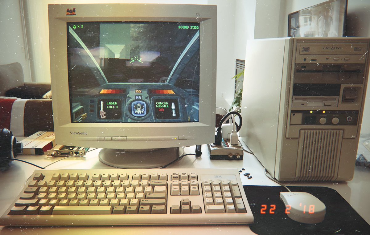 4608Kbit's tweet photo. Still one of my favorite computers. #DOS622 #RetroGaming #Descent https://t.co/V1gSiuTZyx