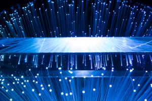 APREX_Solutions's tweet photo. Le contrôle qualité de la fibre optique requiert extrême précision et traitement de centaines de points de mesure simultanément. APREX TRACK C&amp;M a permis, pour la première fois, à un des leaders mondiaux du marché,de réaliser un contrôle automatique de l’ensemble de sa production https://t.co/5HA4t3stlI