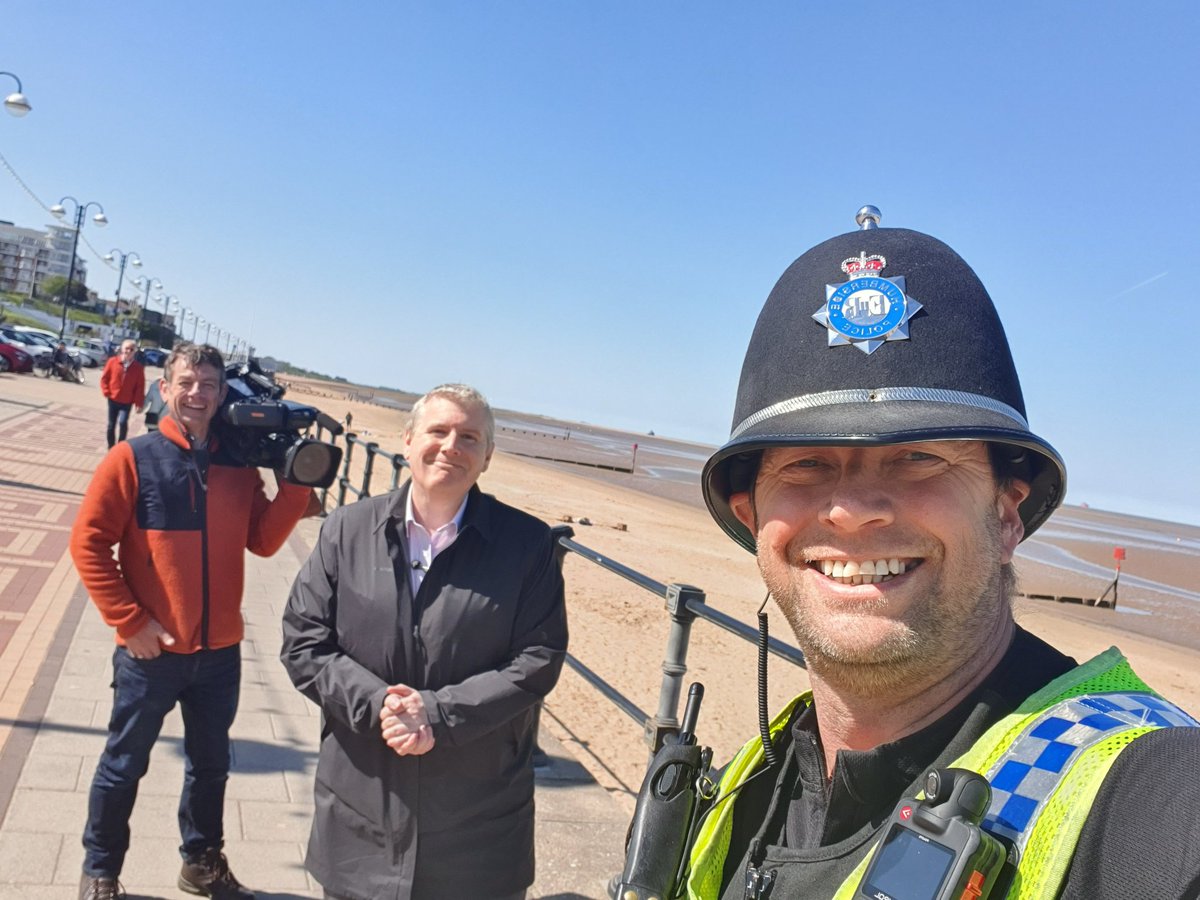 Just had an interview with <a href="/iredalepolitics/">Tim Iredale</a> from <a href="/looknorthBBC/">BBC East Yorkshire</a> at #Cleethorpes. Our view point has always been about Engage, Explain, Encourage and Enforcement as a last resort. Please watch me at 18:30 hours tonight (was just a little nervous if truth be told) <a href="/HumberbeatNEL/">Humberside Police - North East Lincolnshire</a>