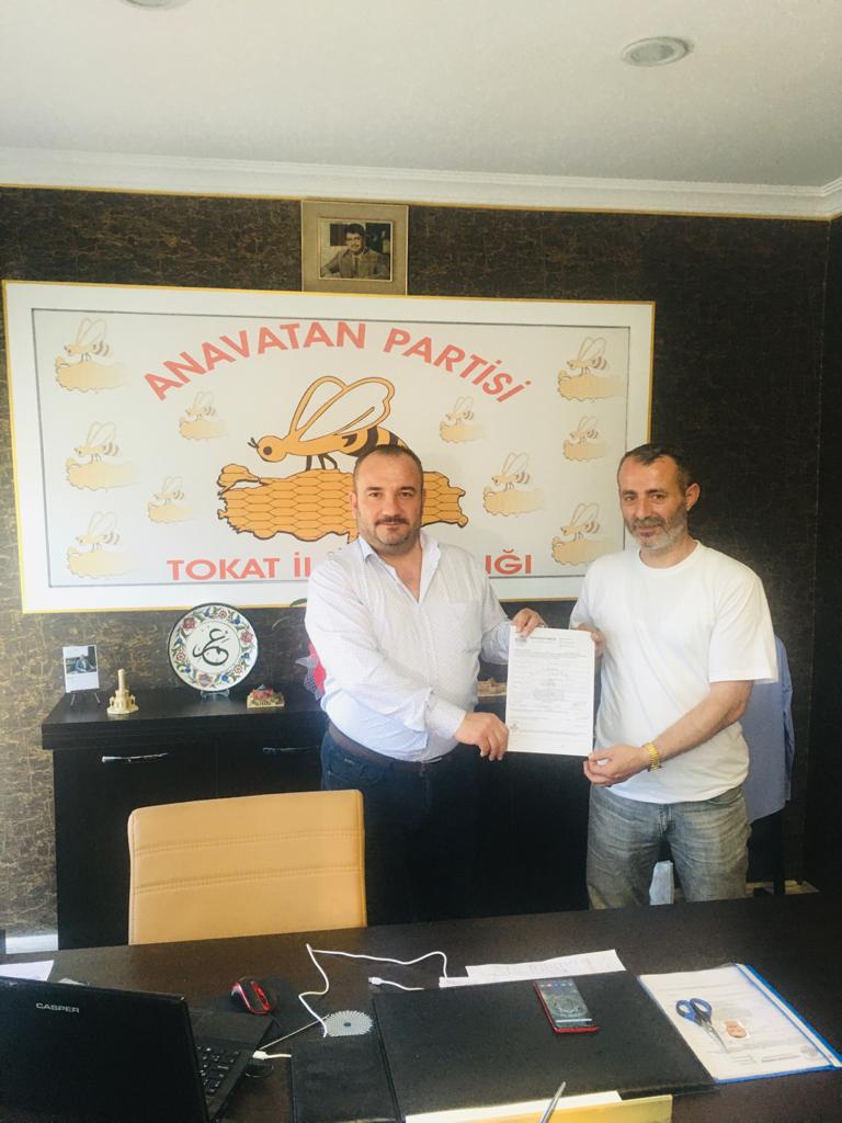 omerozkanresmi's tweet photo. Anavatan Partisi Tokat İl Başkanlığı her gün büyüyen Ailemizdeyiz . Sulusokak Mahallemizden Tanınan ve Sevilen İş İnsanı @CELIK6060 Gönül vermiş olduğu ailemize Hoşgeldiniz..
#TOKATİLBAŞKANLIĞI #ANAVATANPARTİSİ https://t.co/5TiEcSjwpc