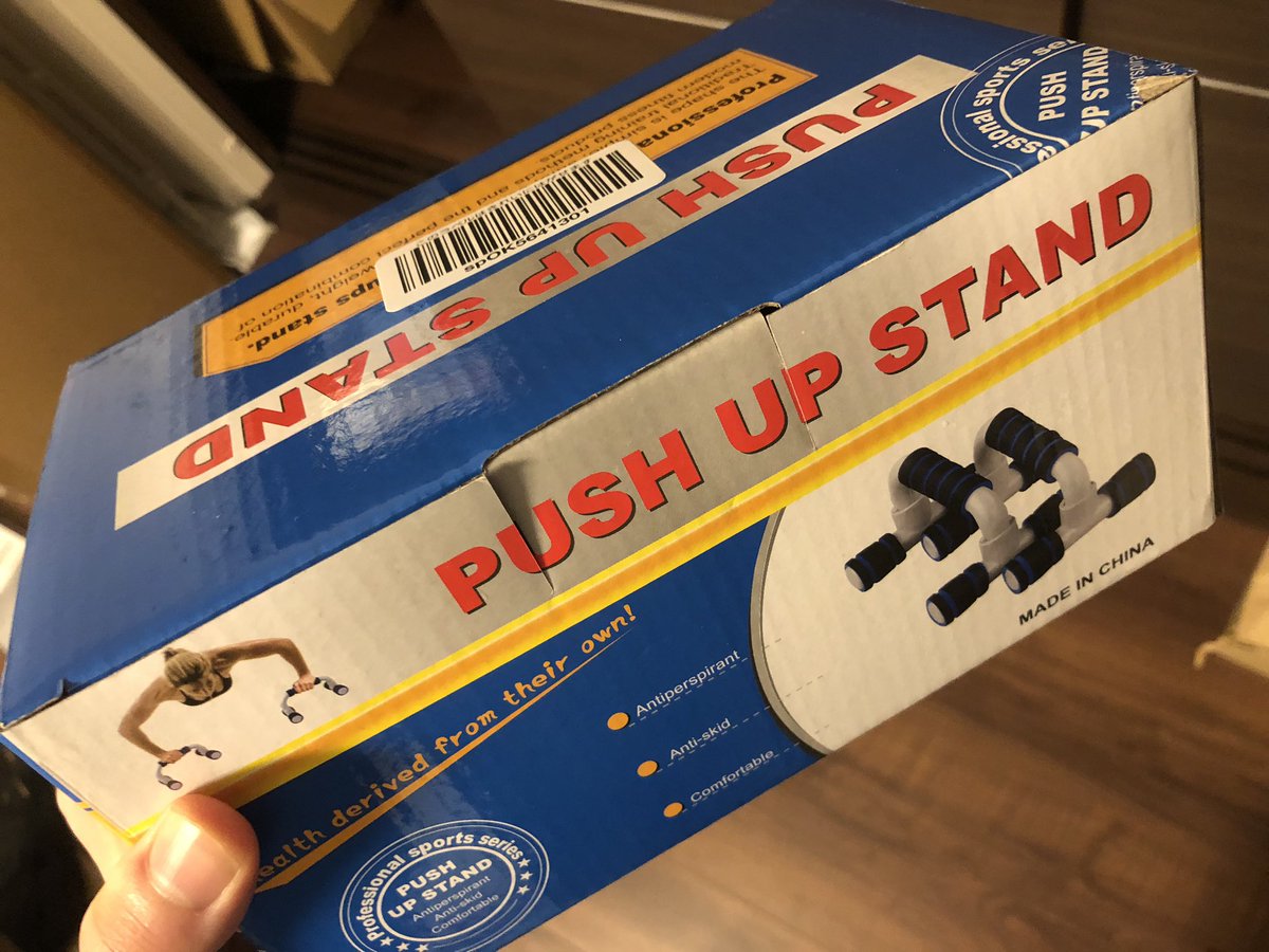 n0bisuke's tweet image. #remoteworkhack で知ったプッシュアップバーが届いた