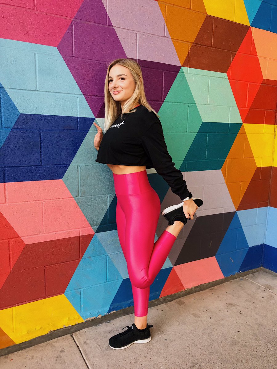 MovementLoft's tweet photo. Tonight tonight! Join us 6pm on IG Live with @kalesyeah for her tips on maintaining your health routine
Plus stay on for a live Q&A, and a guided meditation
See yβall in a couple of hours! β¨ #MovementLoft #Mindfulness #healthyliving
https://t.co/YJ9igoMK6y https://t.co/UuPuYGNSEL