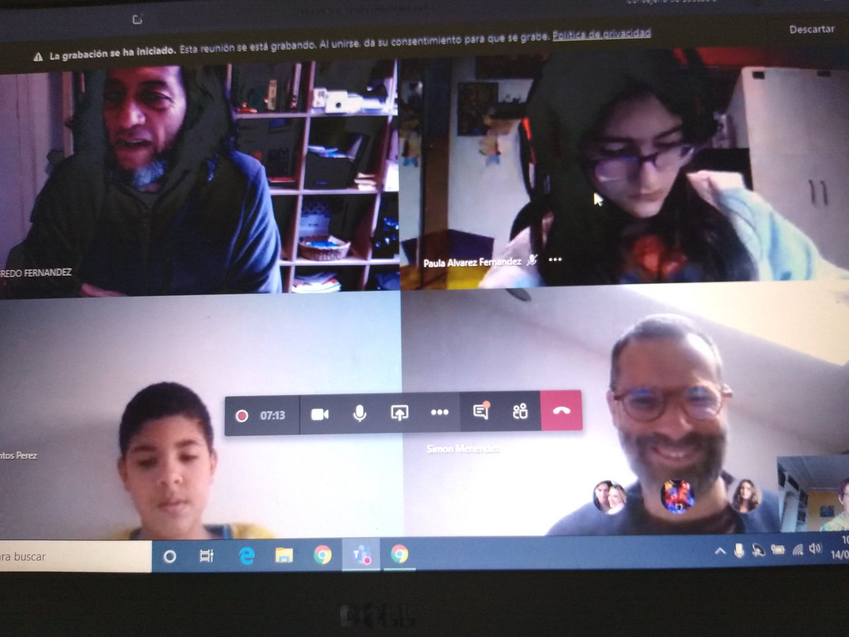 geles88M's tweet image. Hoy en el programa de radio La Resistencia del @cpmdecervantes  han entrevistado a @simon_menendez de @AshokaSpain 👏👏👏 @cprgijon  @mardeniebla @HablaGijon @EstebanOlga