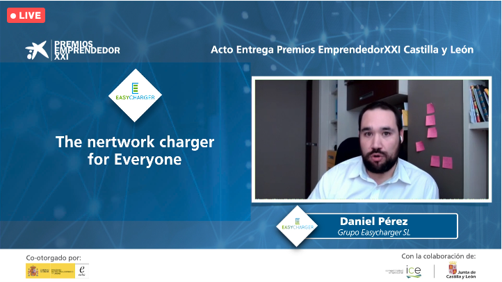 EmprendeXXI_'s tweet photo. Damos paso a las cinco empresas finalistas: @AeniumE, @fundeenES, @EasyChargerES, @Kolaboo y @WowTripES https://t.co/Vl4A2TZrqL