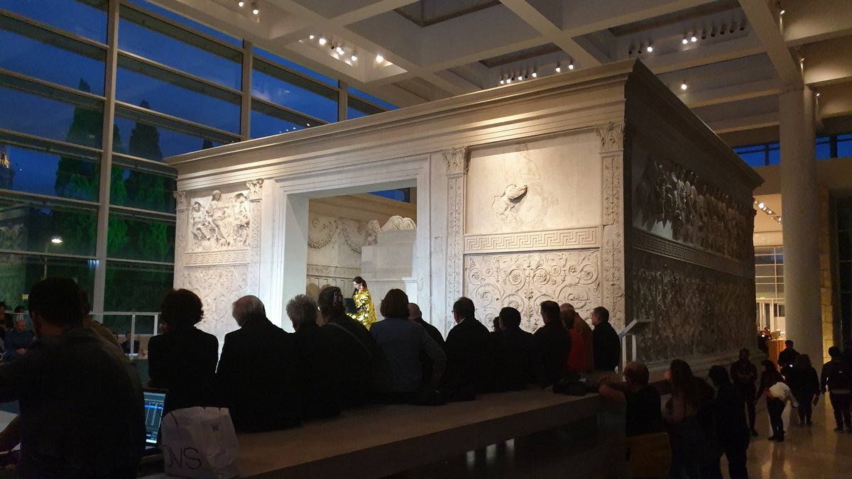 Ancient Rome Live tweet media