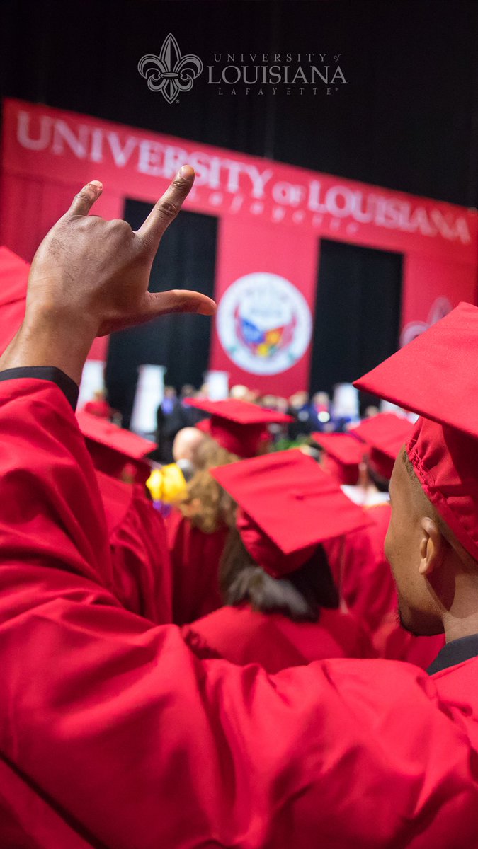 ULLafayette's tweet photo. 🎓🤟 Get ready for Friday and Saturday’s Commencement celebrations with our #RaginGrads-themed phone and desktop wallpaper, IG and Snapchat templates, and more at https://t.co/fjTKWWDidO. #GeauxCajuns https://t.co/6iRosrQwfC