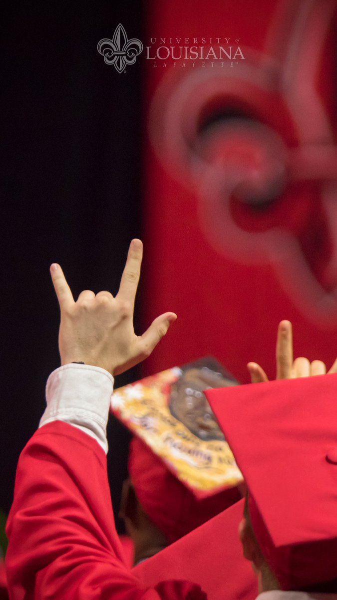ULLafayette's tweet photo. 🎓🤟 Get ready for Friday and Saturday’s Commencement celebrations with our #RaginGrads-themed phone and desktop wallpaper, IG and Snapchat templates, and more at https://t.co/fjTKWWDidO. #GeauxCajuns https://t.co/6iRosrQwfC