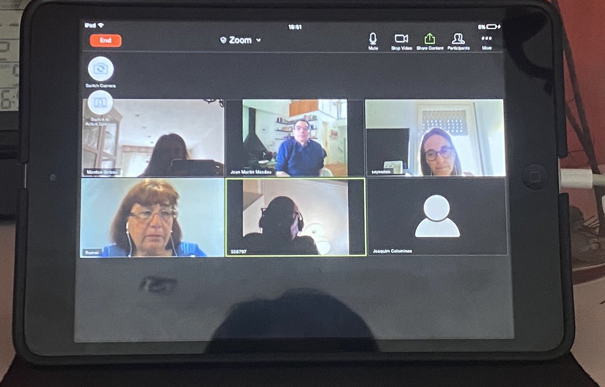 IPdecat's tweet photo. Seguim treballant de forma telemàtica amb l’executiva de l’àmbit !!!
Valorant les conseqüències del #COVID2019 a les Institucions Públiques https://t.co/kR1CI3iAkl