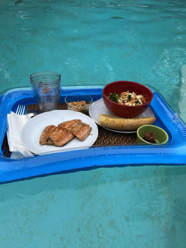 BobJamesMusic's tweet photo. When you dine alone every day, sometimes it helps to create an exotic destination!

#dining #destination #safeathome #poolfood #vacationvibes https://t.co/dvYpPAJ97f