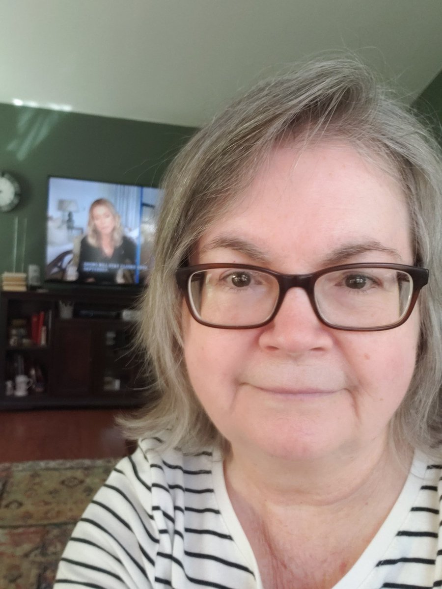 WandaOHolt's tweet photo. @LiveKellyRyan Some of us only wish our gray hair was wiry instead of silk thread. #graycottoncandy #grayhairproblems #noclipsneeded #teased https://t.co/ab0p7RYoow