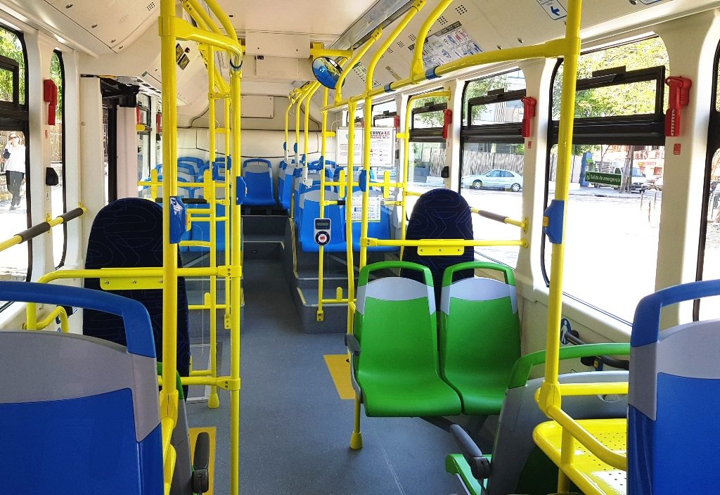 ttransithub's tweet image. Madrid 🇪🇸

New 15 BYD electric buses

The Chinese manufacturer has delivered this week a fleet of 15 BYD 12-metre eBus to the EMT. The new buses will join the route 52, connecting Puerta del Sol and Santamarca.

📸AytoMadrid | Alonso tdk | Dirk Budach