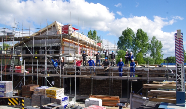 Hoogste punt hospice De Cirkel voor de Alblasserwaard -  hetkontakt.nl/regio/klaroen/…
