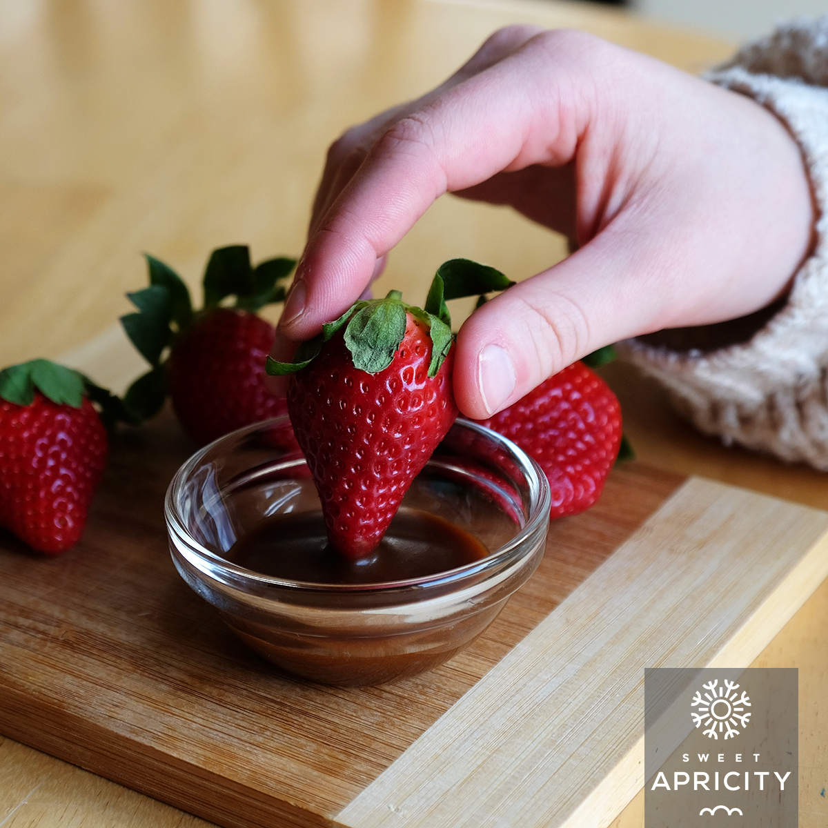 SweetApricity's tweet photo. Deal of the Day- Save 20% - Sea Salted Caramel Sauce - Final day of sale! https://t.co/EMpUR5BZU8 https://t.co/GGrVvkHfcx