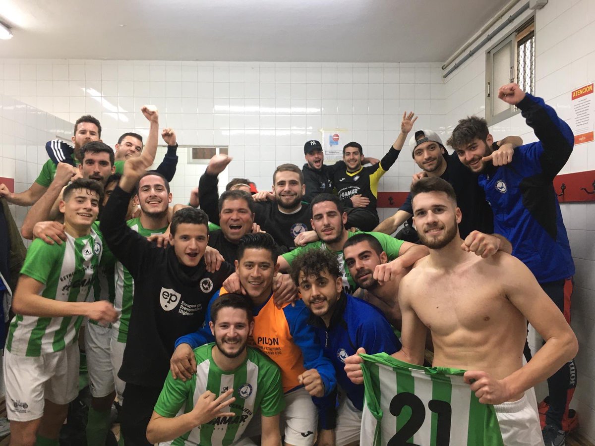 ceutifc's tweet photo. 🏆¡¡SOMOS DE PREFERENTE!!🏆

🎙“ENHORABUENA, CEUTÍ VUELVE A LA MÁXIMA CATEGORÍA AUTONÓMICA”.👏🏻👏🏻👏🏻🥳🎉🎊

🎖Los chicos de Palas han conseguido el ascenso en una temporada brillante.🔝👌🏻

#SeguimosHaciendoHistoria📜
#VamosCeuti💪🏻
#VamosVerdes💚 https://t.co/N5L4rIRv2g
