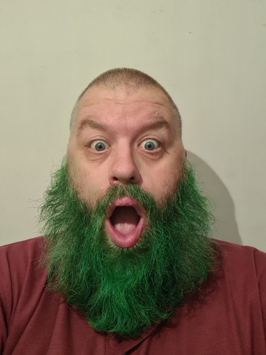 SJA_Tony's tweet photo. So after colouring my daughter's hair I thought I'd continue my support for @stjohnambulance by colouring my beard that I will be shaving to raise money for them.
Interesting results π
#MyNonSJADay #ShaveForStJohn #GreenFamily #TeamSJA https://t.co/fYPjJ4J9uL