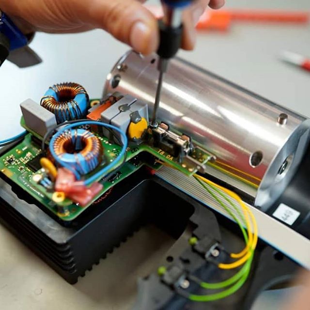 AlkitronicI's tweet image. The heart of the current alkitronic Electric Torque Multiplier models. Brushless, maintenance-free motor, proven, latest technology and highest quality standards. #alkitronic #homeoftorquepower #torquepower #madeingermany #industrialbolting #boltingsolutions