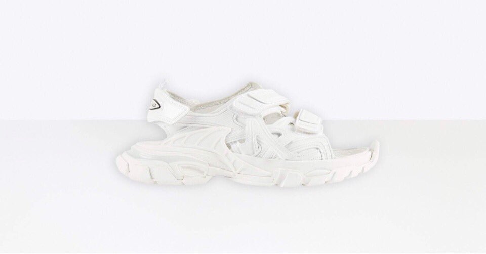 BALENCIAGA】新型「トラック サンダル」全4色の発売が開始。販売定価は