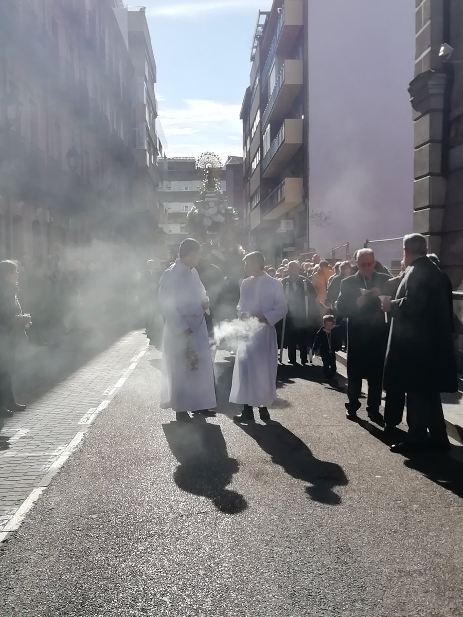 ¡Ganas de volver a sentir el olor del incienso por las calles!

Palencia, 2 de febrero de 2020.
Día de la Virgen de la Calle.