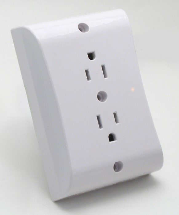 WoodstockFireDe's tweet photo. SafePlug Model 1202 Controlled Duplex-Receptacle recalled due to fire hazard https://t.co/po76tUFvHz https://t.co/Rd4EAHHFW2