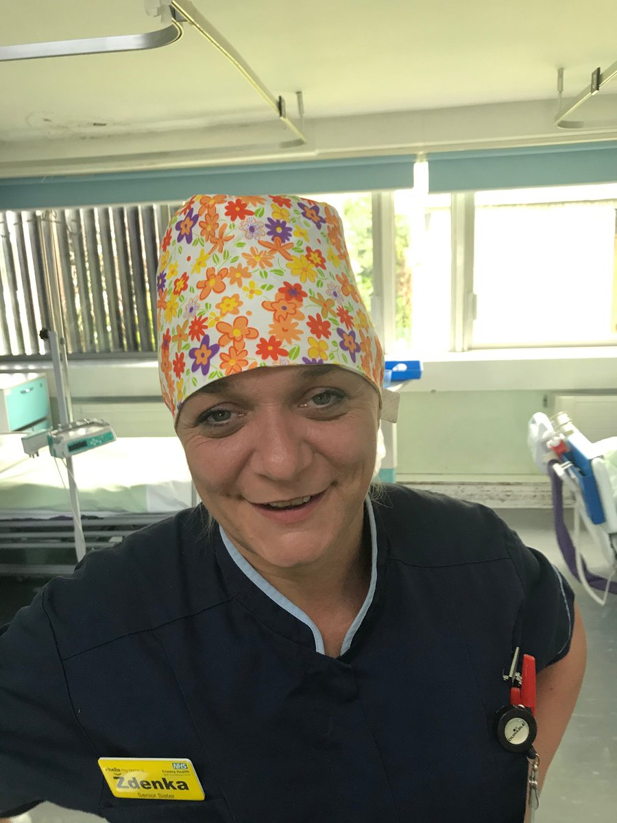 LizLizm46's tweet photo. Still in awe of our public who continue to make #scrubhats #visors #laundrybags for the #nhs Thank you so much. I will drop off the rest to #goldcommander tomorrow. @NeilDardisFHFT @FHMedicalMatron @WexhamMaternity. Wexham Respiratory physios got a small delivery too! https://t.co/v7Xj8yOetm