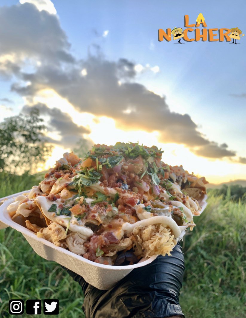 Que otra señal esperas❓ 
.
Date el gusto, y ven a probar #losmejoresnachosdepuertorico 🇵🇷
.
Podrán realizar sus ordenes llamando al 787-326-8752 ☎️ o el 787-310-1740 MIENTRAS el volumen lo permita.👈🏻👀
.
De no contestar, se estarán tomando ordenes en el terreno desde sus 🏎💨