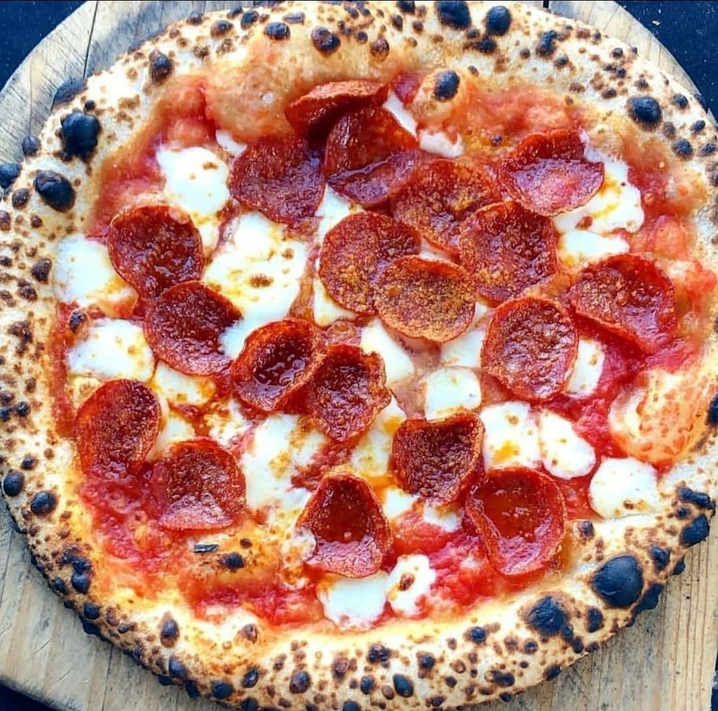SauceeSicilian's tweet photo. Thursday Night Surrey Hills Yukon - 9912 Eastblake Pl - from 5-730 pm. Call in your order for pick up to 405-412-0789 or 405-334-8470. #WoodFiredPizza #NeapolitanPizza #DeathBeforeDeepdish #BallsDeepInItalianHeritage #FoodTruck #GetSaucee #SauceandBalls #OKCFoodTruck #Saucee… https://t.co/5mLIcJpPnp