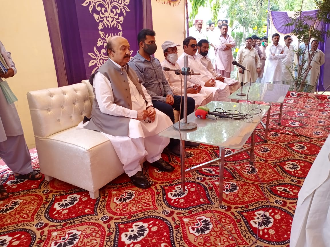 PTIPunjabPK's tweet photo. Minister for Forest @SardarSibtain
has chaired the #PMCOVIDFORCE orientation session of volunteers at Tehsil #Piplan, #DistrictMianwali where volunteers were given necessary instructions to facilitate local and district administration https://t.co/M9tp0nM8sF