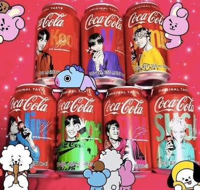 MaireArmy22's tweet photo. Coca cola se están tardando en sacar esta edición especial aquí en México 😭😭😭 toda la comunidad army estaría Féliz. @BTSMexicoAL https://t.co/gtFaYCUtTM
