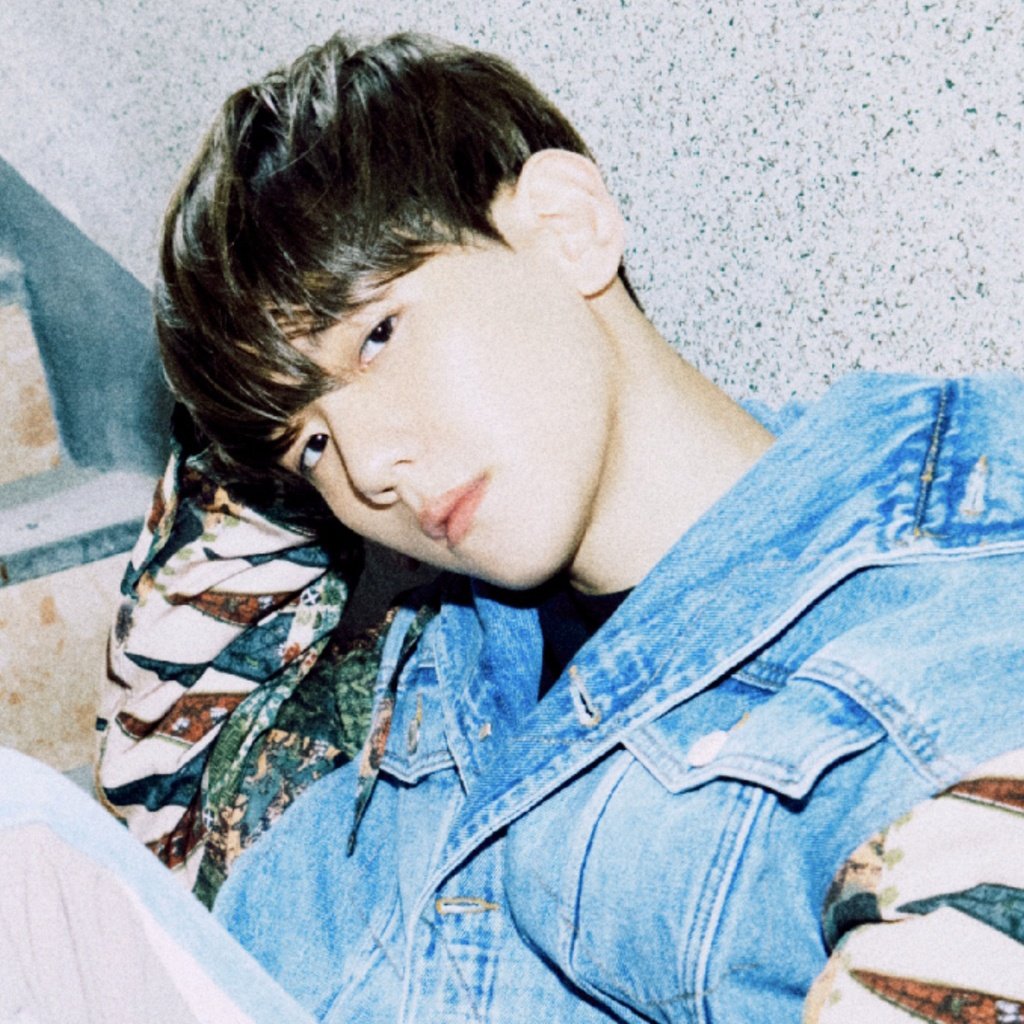 jail_bm1's tweet photo. 이게 다 한 앨범 이라는게 https://t.co/DItzqPsWCP