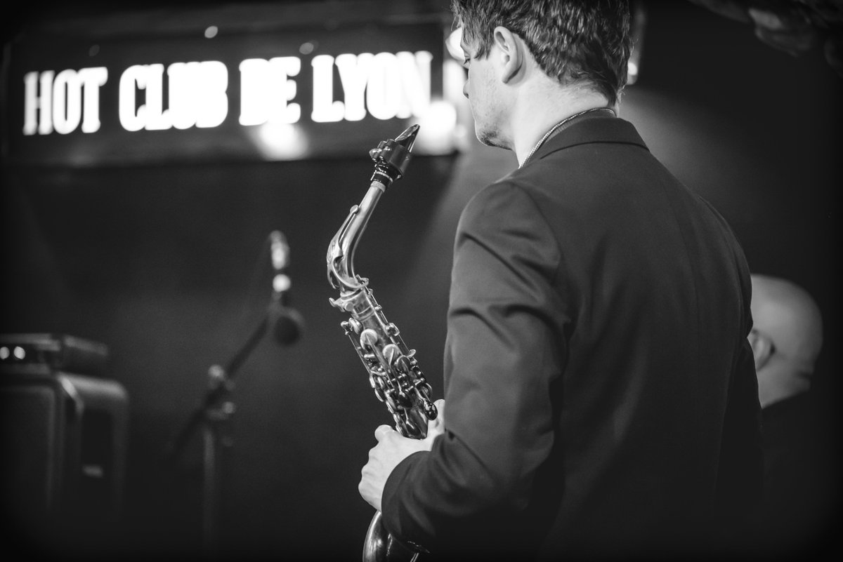 hotclubdelyon's tweet photo. Souvenirs du concert de Clovis Nicolas Quartet avec Clovis
#SteveFishwick, #DmitryBaevsky & #leonparker https://t.co/YYeRaogA2J