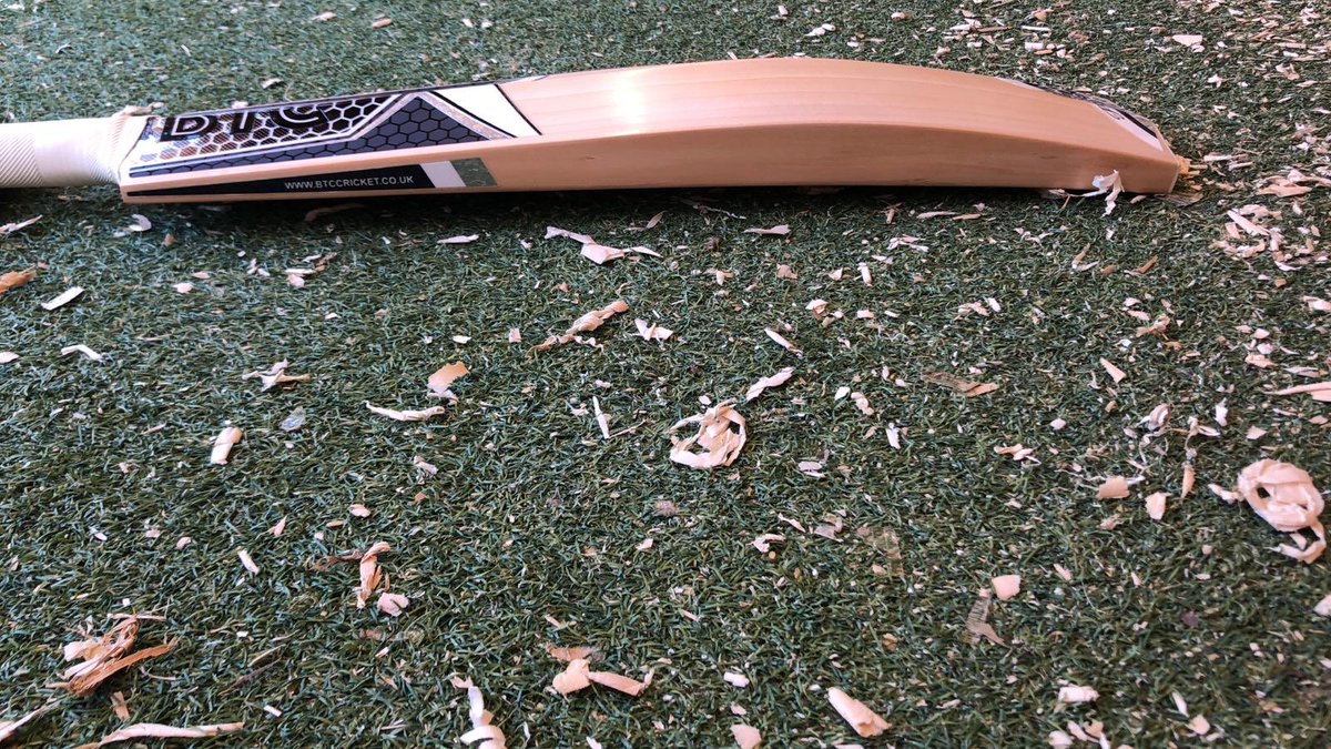 Another special offer, on this Grade 1+ Beauty! Now only £280. Get in touch for more information or to order! #btccricket