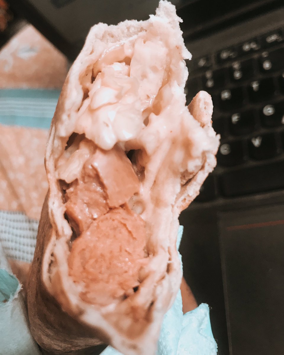 Thereallami's tweet photo. My brother is the sweetest! 🥺

He sees me working all day, unable to leave my laptop because of deadlines and he goes ahead to make me breakfast! 

I’m so happy, I could cry! 😭 

P.s
He didn’t buy it, he made it! ☺️

#brotherappreciationpost https://t.co/cYBDJb9CWu