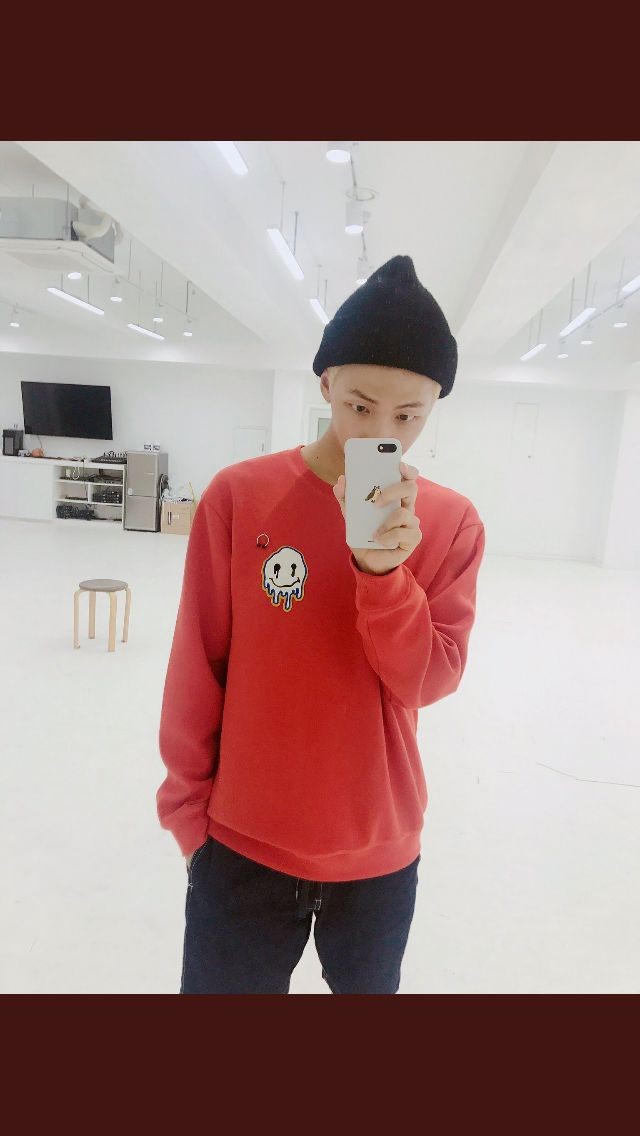 End of thread in conclusion Namjoon is my style icon