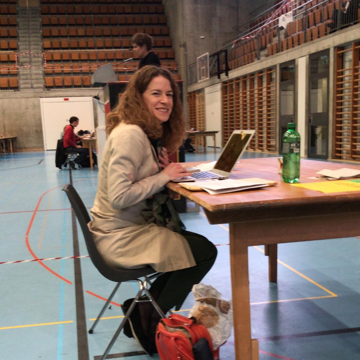 bwertli's tweet photo. Guten Start @EigenmannSibyl im Berner #stadtrat : https://t.co/XiifpIKYvE @cvpbe #covidsession #bern https://t.co/2q8vPo47AC